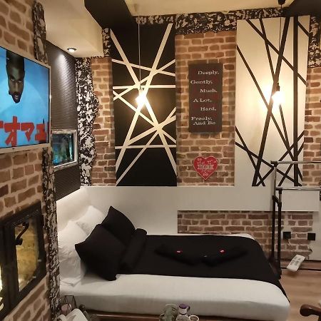 Studio Apartman Black & White Centar Sarajevo Free Parking Zewnętrze zdjęcie