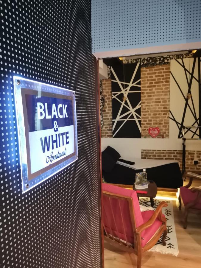 Studio Apartman Black & White Centar Sarajevo Free Parking Zewnętrze zdjęcie