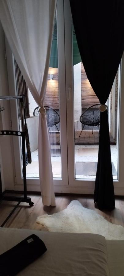 Studio Apartman Black & White Centar Sarajevo Free Parking Zewnętrze zdjęcie