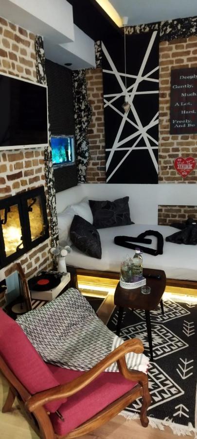 Studio Apartman Black & White Centar Sarajevo Free Parking Zewnętrze zdjęcie