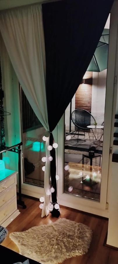 Studio Apartman Black & White Centar Sarajevo Free Parking Zewnętrze zdjęcie
